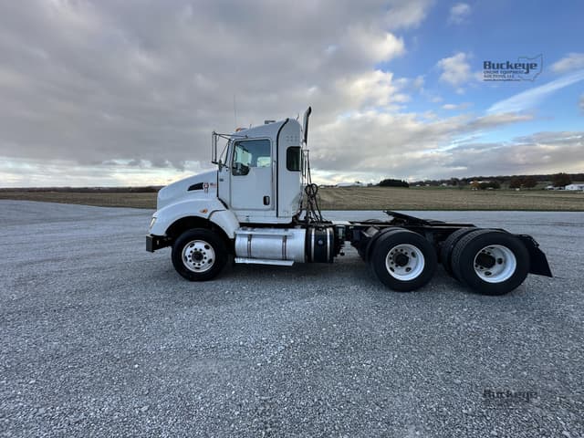 Image of Kenworth T440 equipment image 4