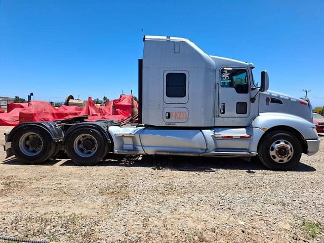 Image of Kenworth T660 equipment image 1