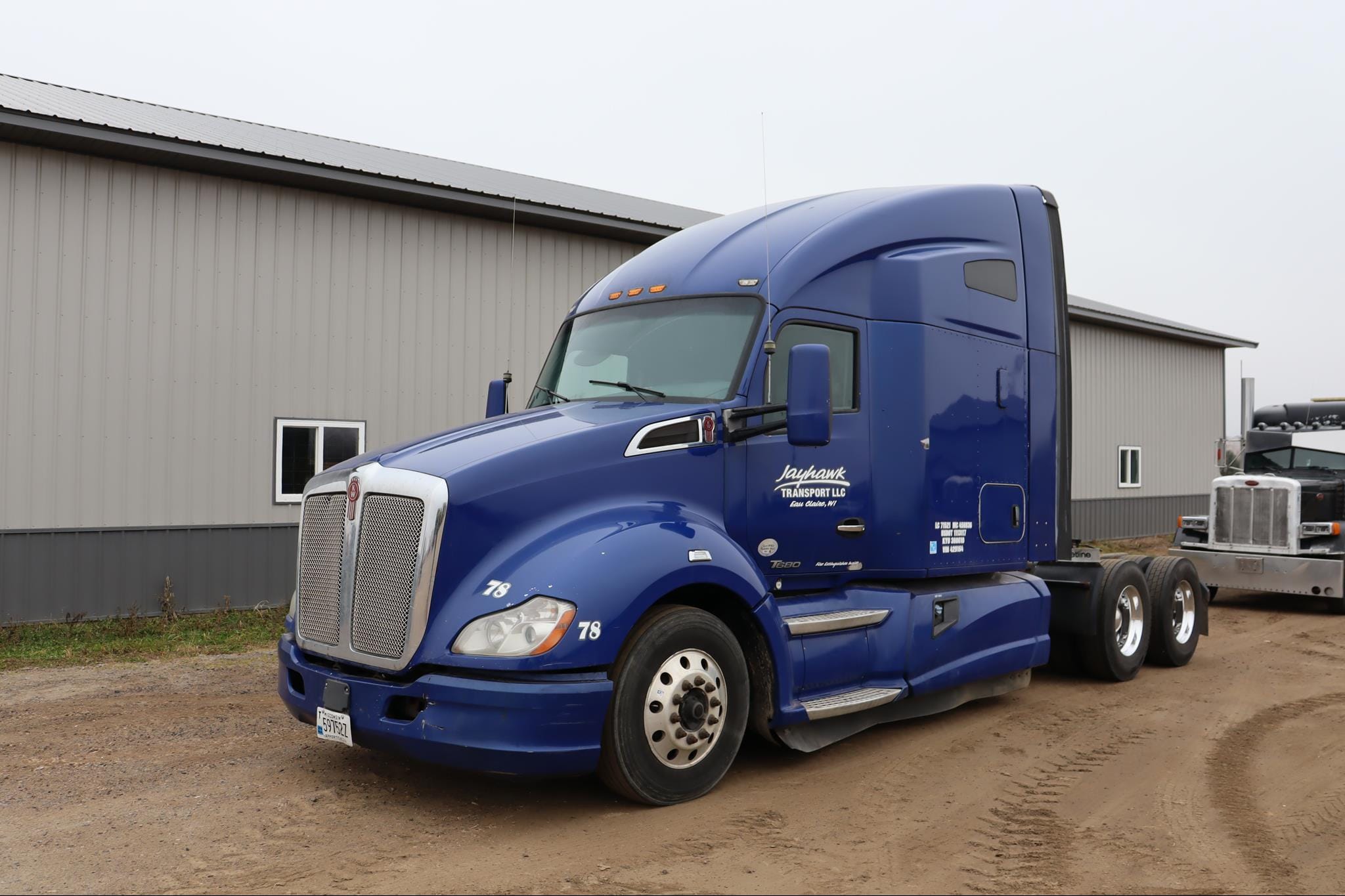 2015 Kenworth T680 Equipment Image0
