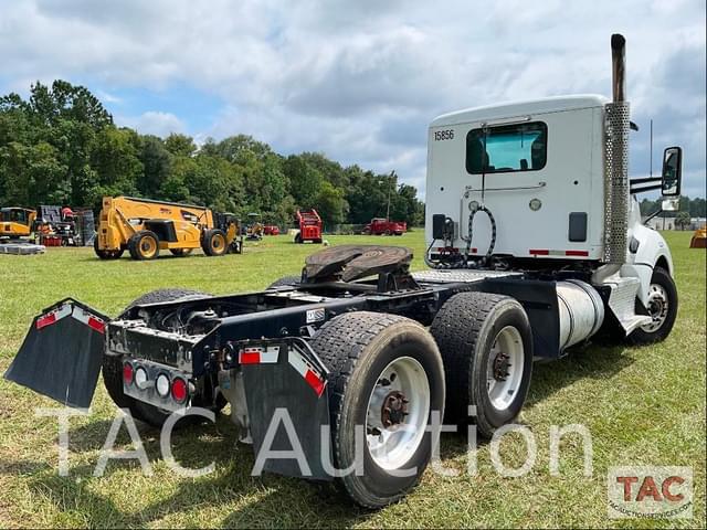 Image of Kenworth T680 equipment image 4
