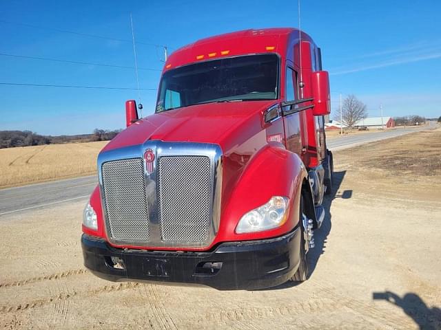 Image of Kenworth T680 equipment image 2