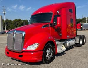 2015 Kenworth T680 Image