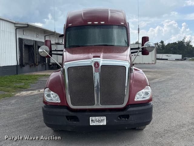 Image of Kenworth T680 equipment image 1