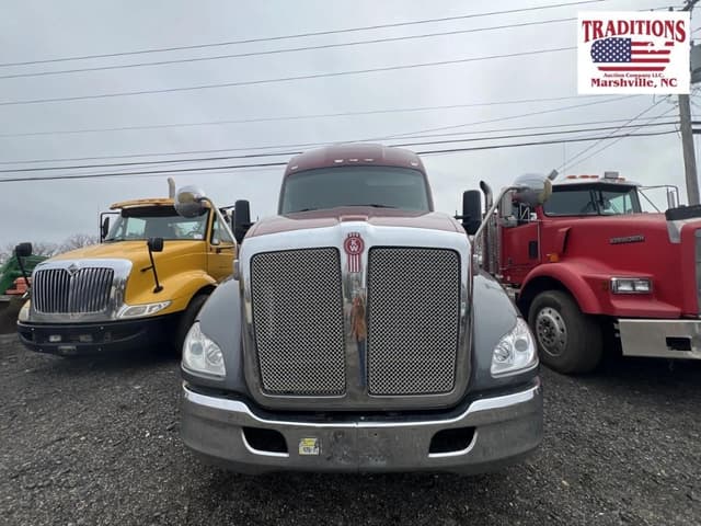 Image of Kenworth T680 equipment image 1