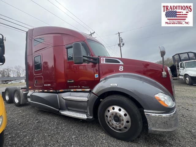 Image of Kenworth T680 equipment image 3