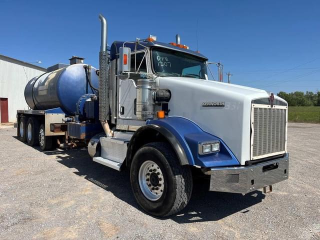 Image of Kenworth T800 equipment image 2