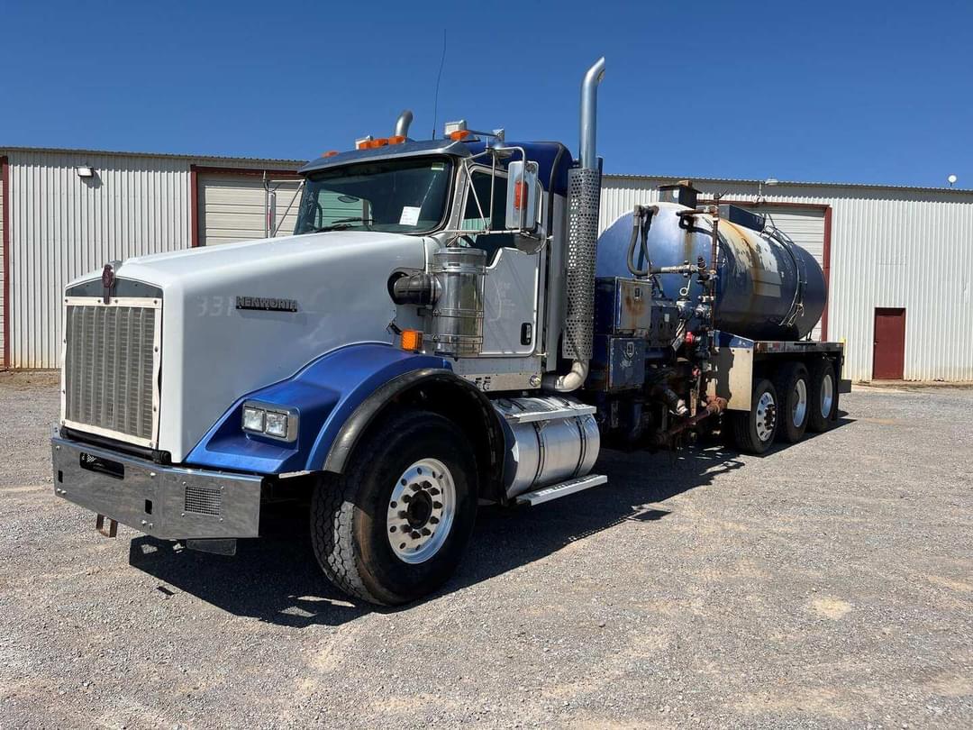 Image of Kenworth T800 Primary image