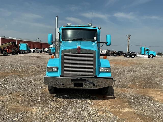 Image of Kenworth T800 equipment image 1
