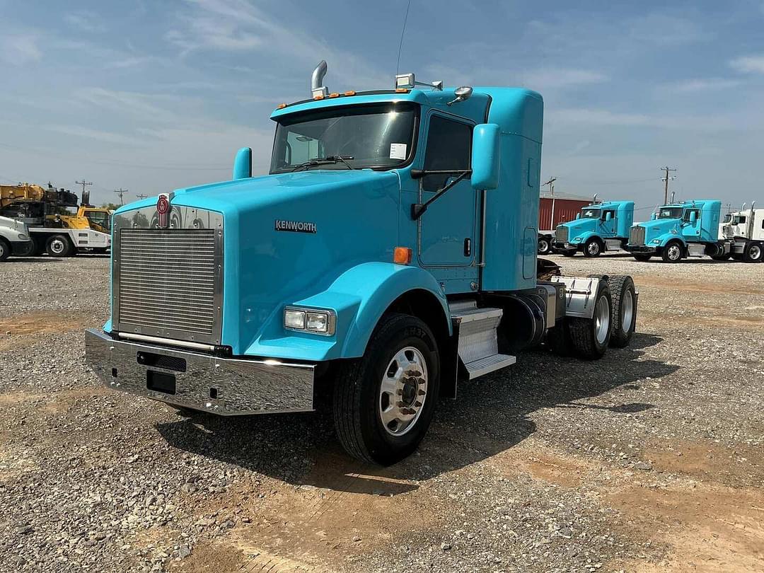 Image of Kenworth T800 Primary image