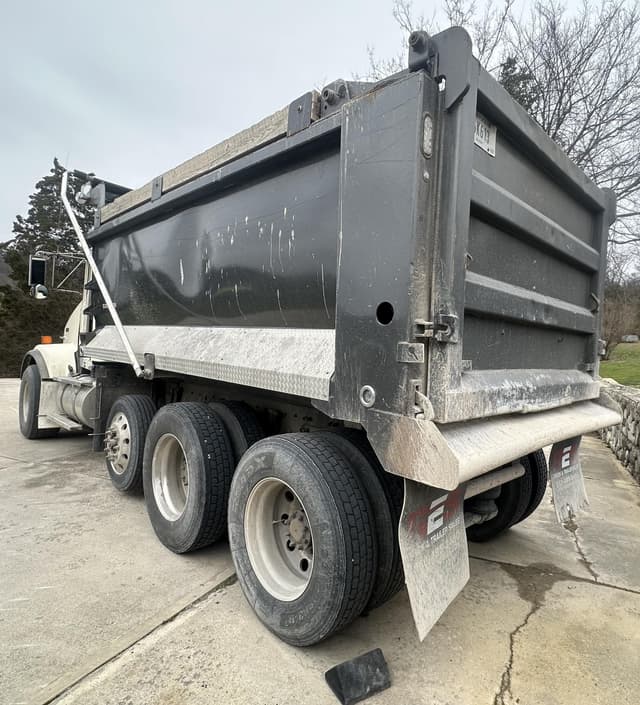 Image of Kenworth T800 equipment image 1