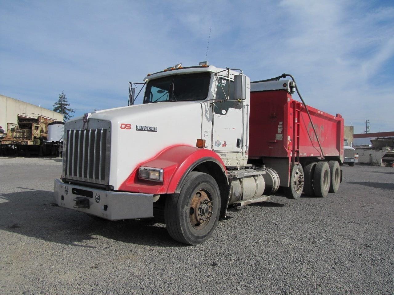 2015 Kenworth T800 Equipment Image0