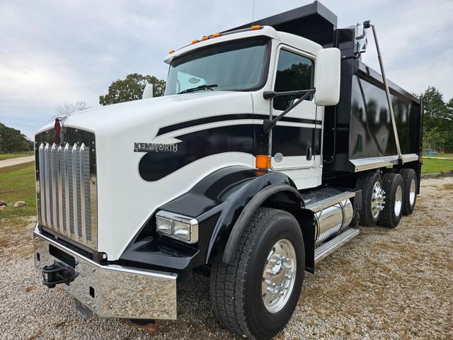 Image of Kenworth T800 equipment image 1