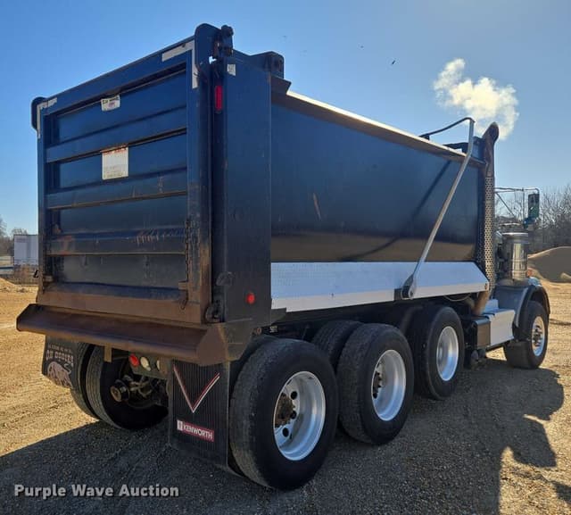 Image of Kenworth T800 equipment image 4