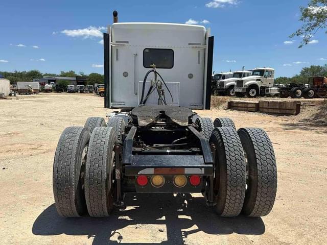 Image of Kenworth T800 equipment image 4