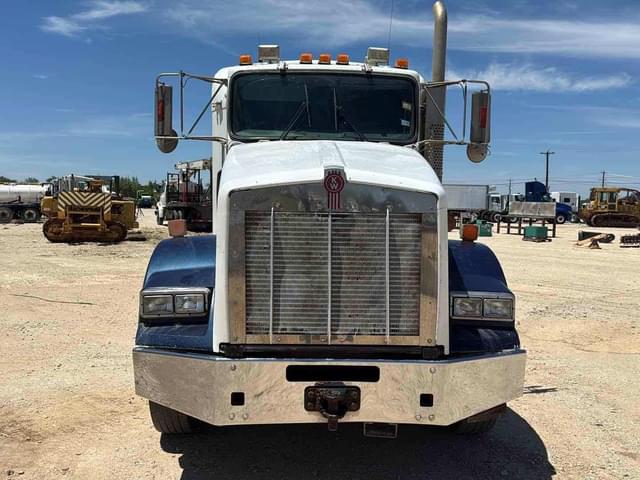 Image of Kenworth T800 equipment image 1