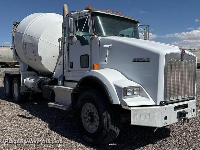 Image of Kenworth T800 equipment image 2