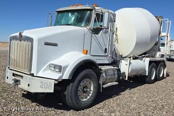 Main image Kenworth T800