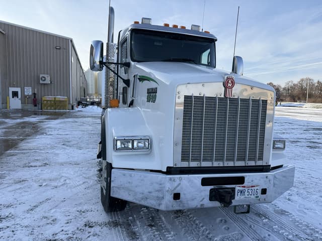 Image of Kenworth T800 equipment image 3