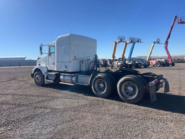Image of Kenworth T800 equipment image 3