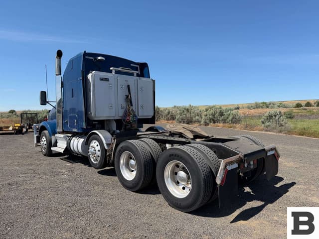 Image of Kenworth T800 equipment image 3