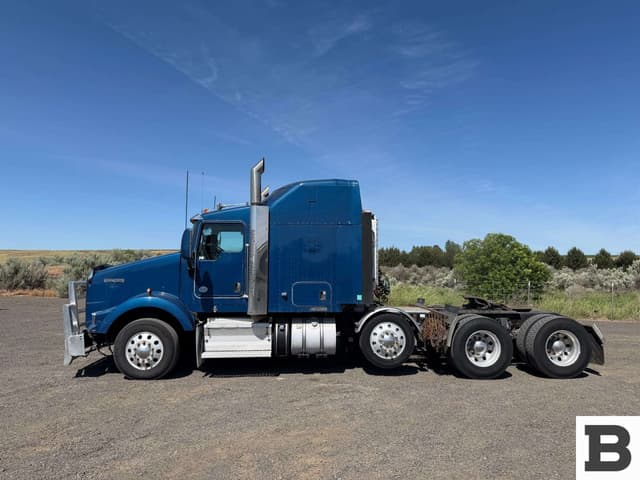 Image of Kenworth T800 equipment image 2