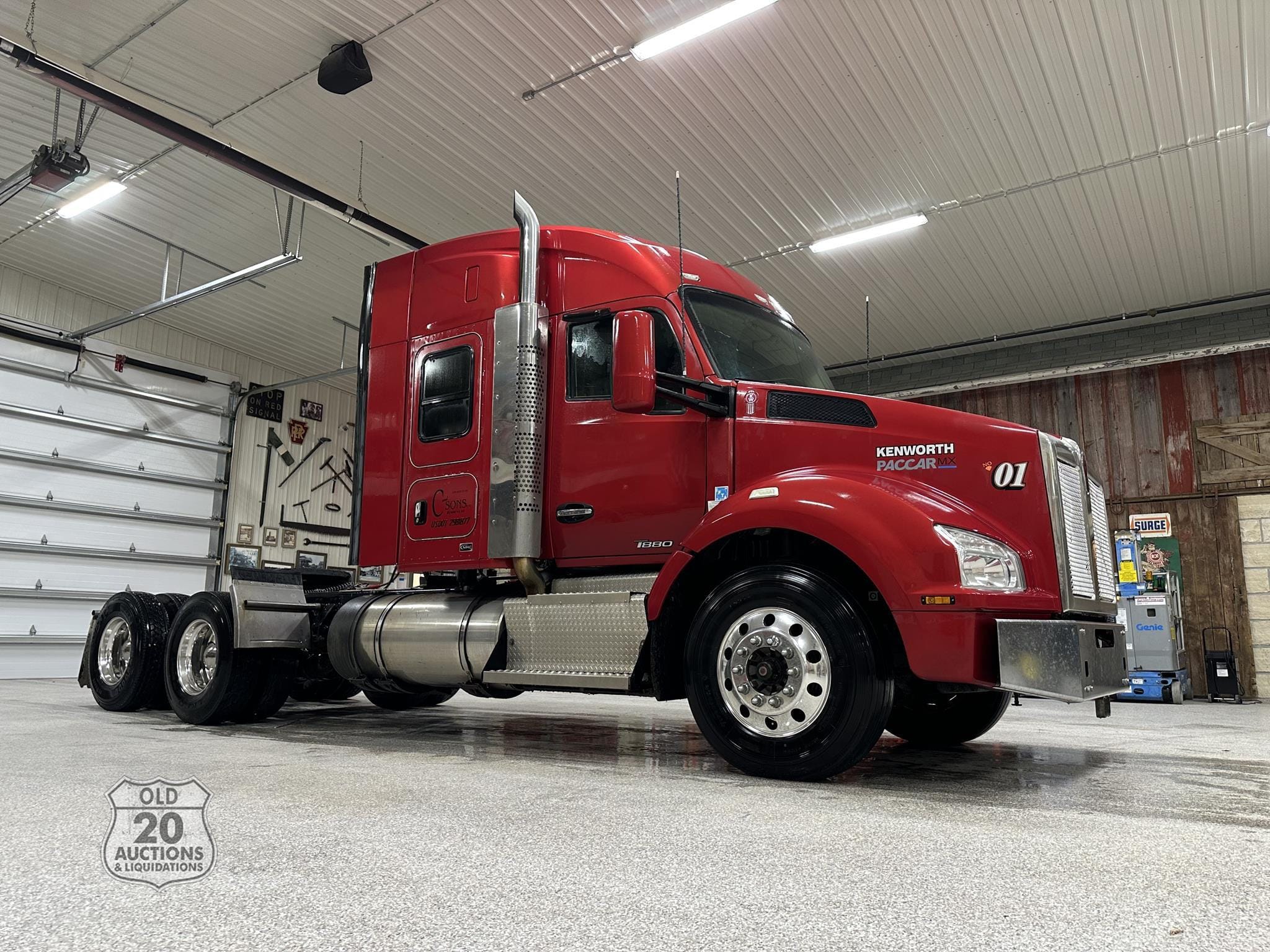 Main image Kenworth T880