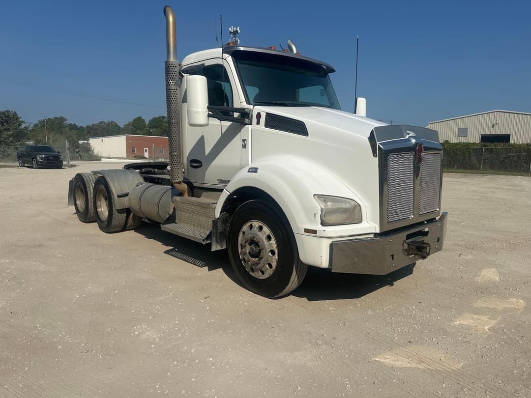 Image of Kenworth T880 Primary image