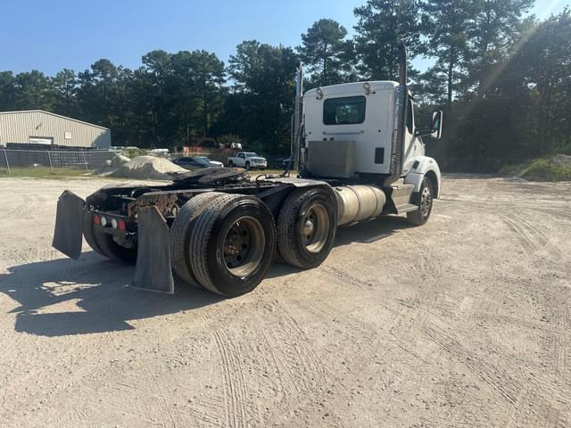 Image of Kenworth T880 equipment image 2