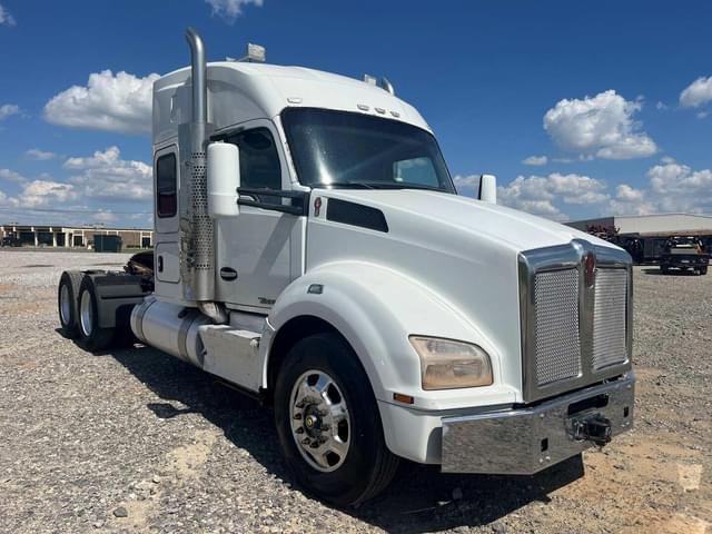 Image of Kenworth T880 equipment image 2