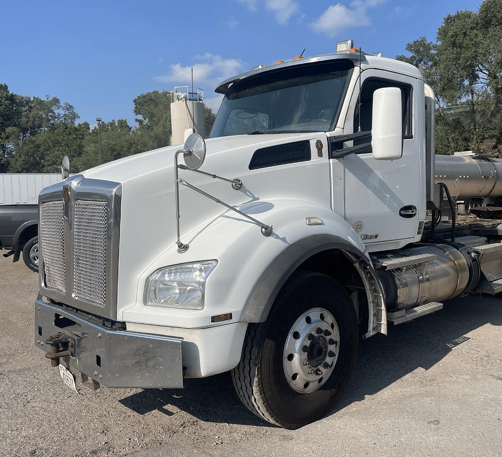 Image of Kenworth T880 Primary image