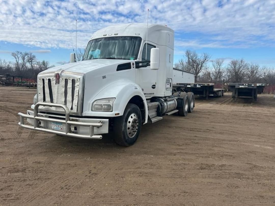 Image of Kenworth T880 Image 0