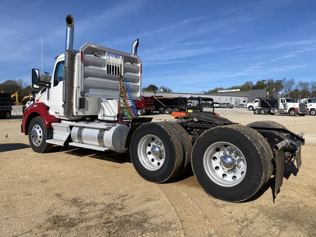 Image of Kenworth T800 equipment image 1