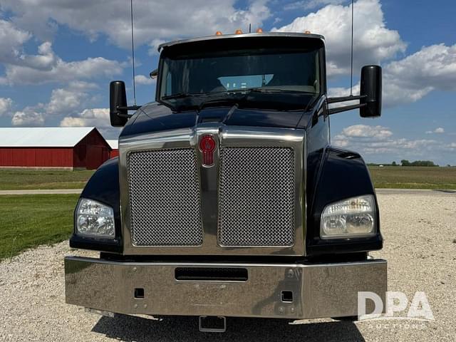 Image of Kenworth T880 equipment image 2