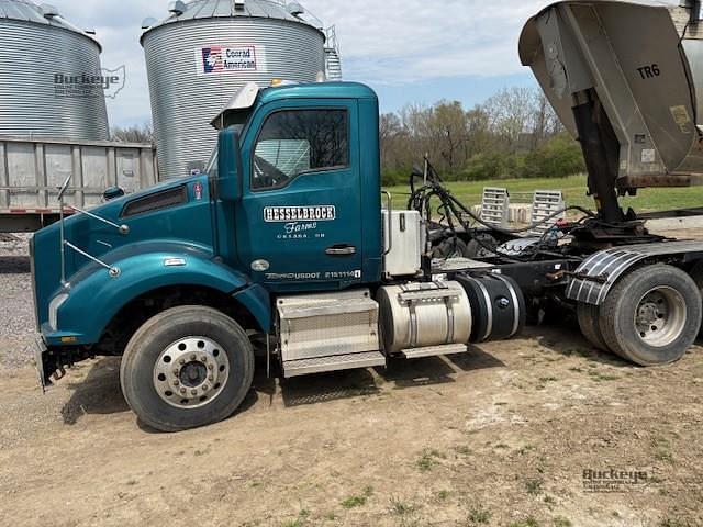 Image of Kenworth T880 equipment image 2