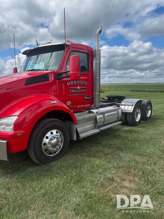 Image of Kenworth T880 equipment image 1