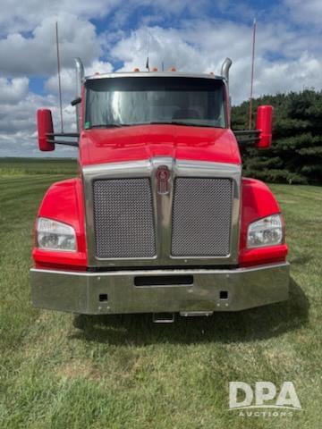 Image of Kenworth T880 equipment image 2