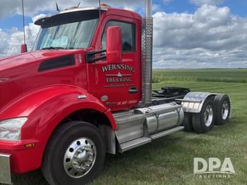 Main image Kenworth T880