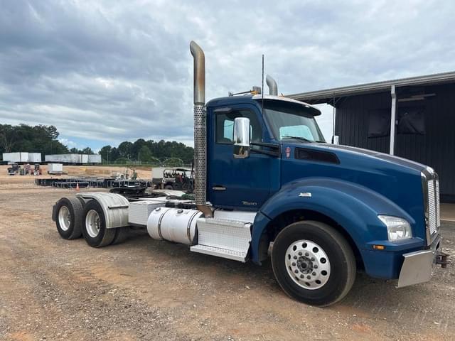 Image of Kenworth T880 equipment image 1