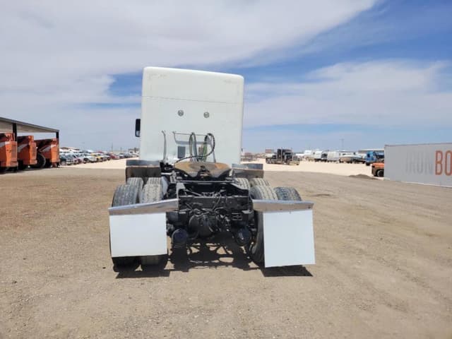 Image of Kenworth T880 equipment image 3