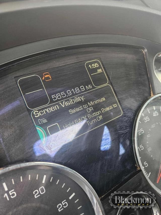 Image of Kenworth T880 equipment image 3