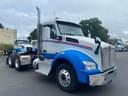 2015 Kenworth T880 Image