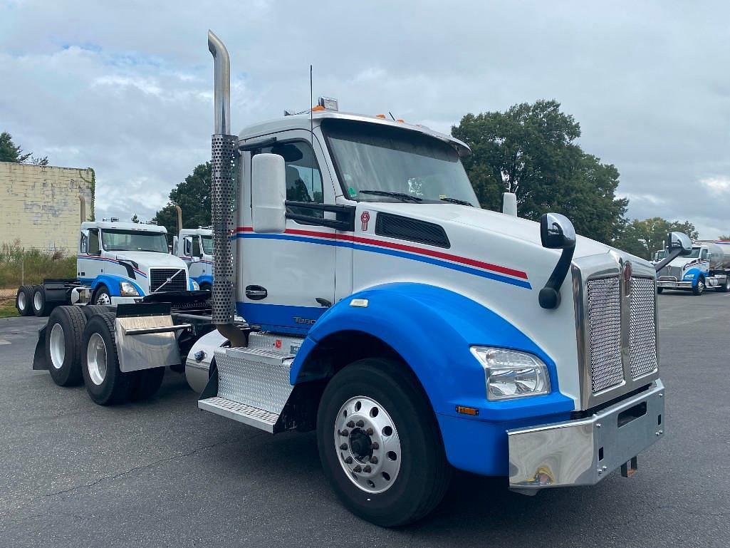 Image of Kenworth T880 Primary image