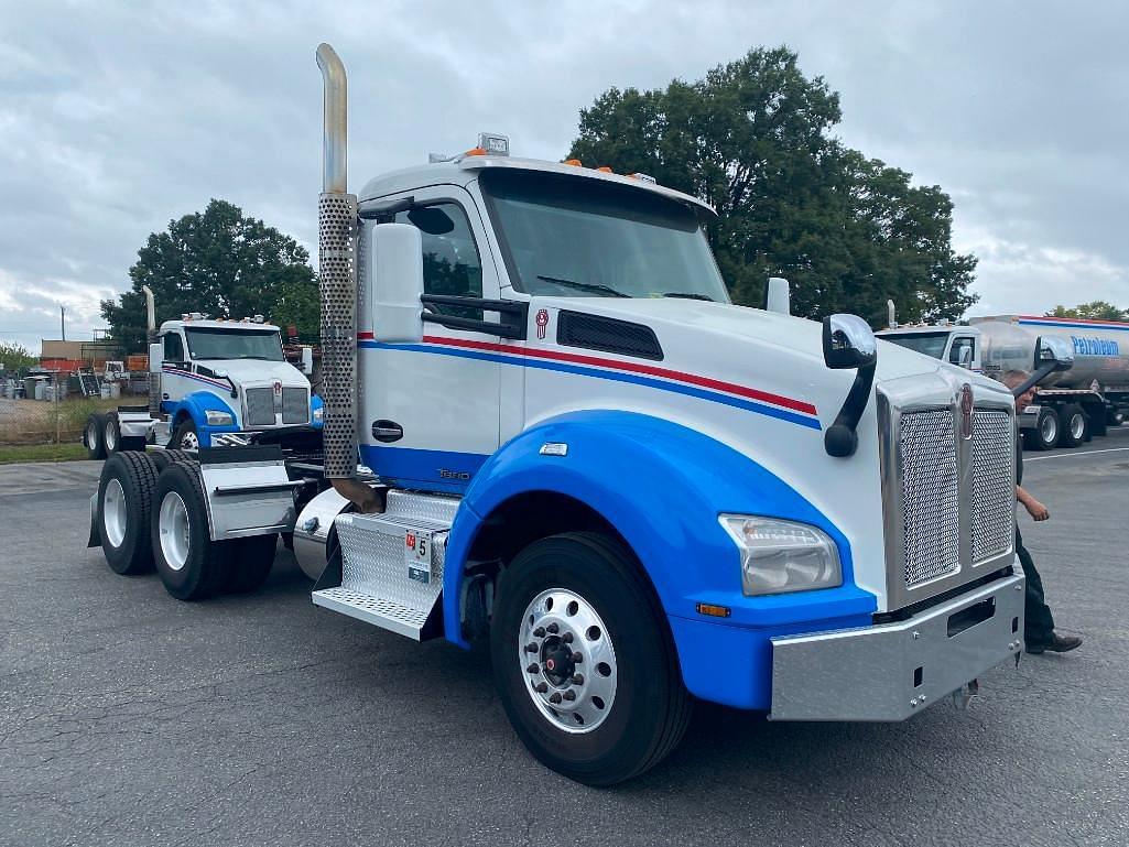 Image of Kenworth T880 Primary image