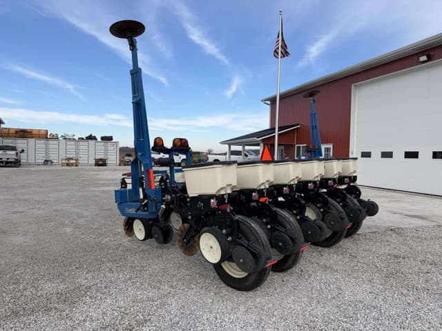 Image of Kinze 3000 equipment image 3