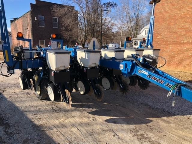 Main image Kinze 3000