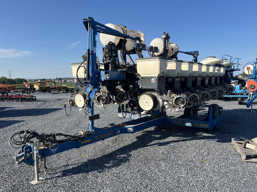 Image of Kinze 3500 Image 1