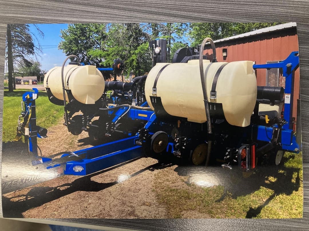 Image of Kinze 3500 Primary image