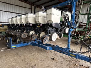 2015 Kinze 3500 Image