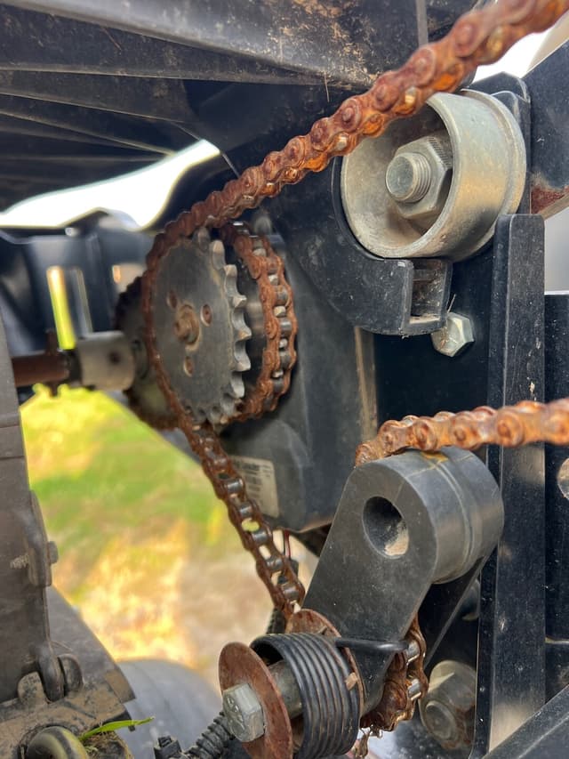 Image of Kinze 3600 equipment image 2