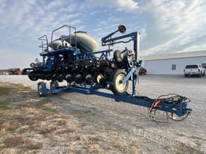 2015 Kinze 3600 Image